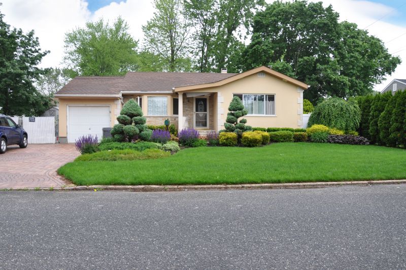 Shrub Landscaping in Ventura County, CA